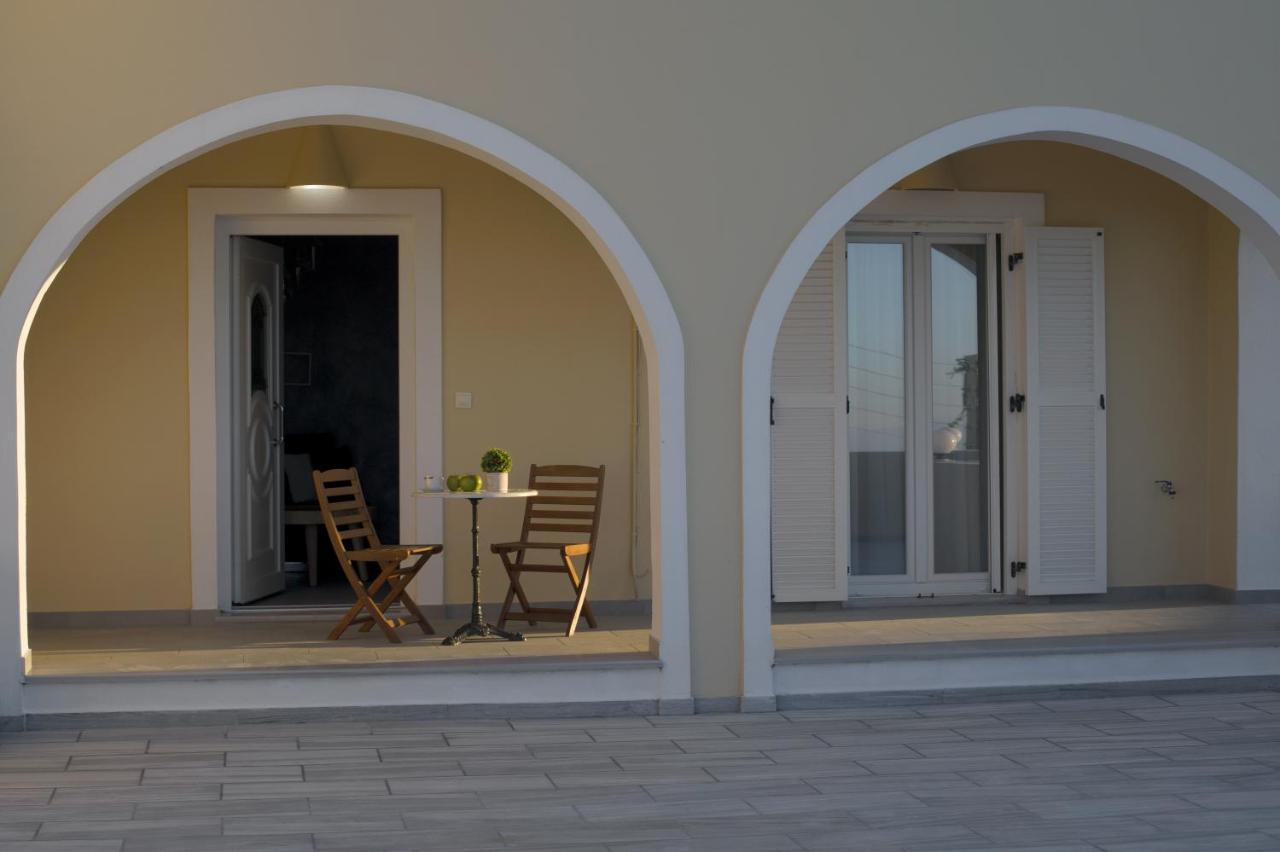 Pithos Modern Apartments Vóthon 外观 照片
